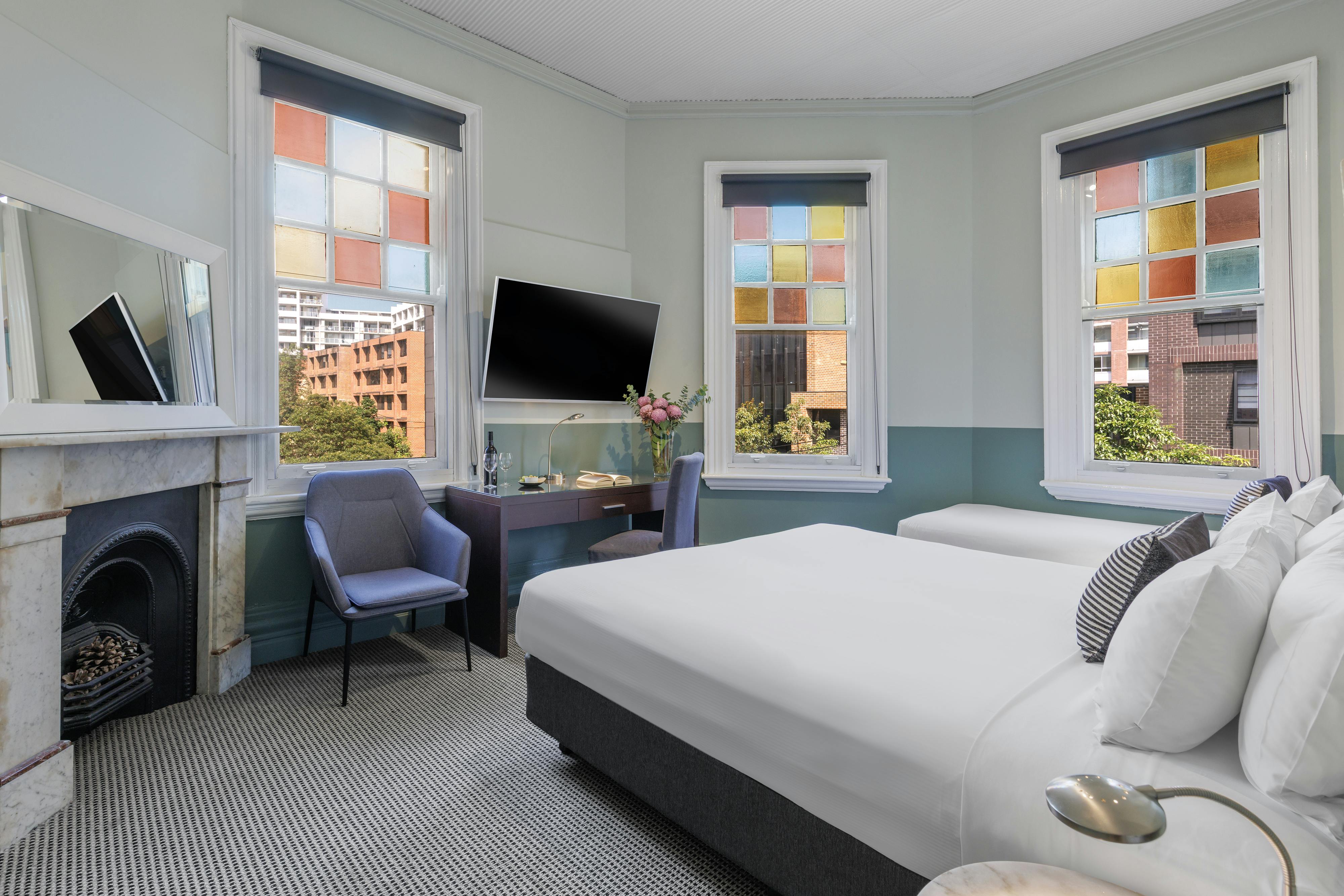 Executive Triple Room 2