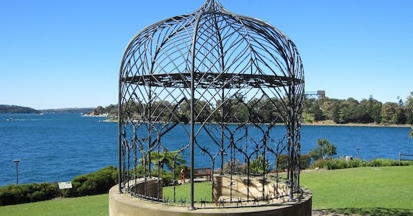 Mrs Macquarie Folly sculpture